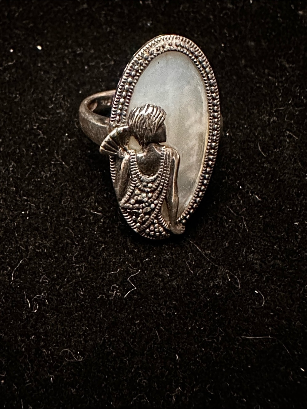 Vintage 925 Art Deco Flapper Girl Mother of Pearl Inlay Sz 6.5/4.3g